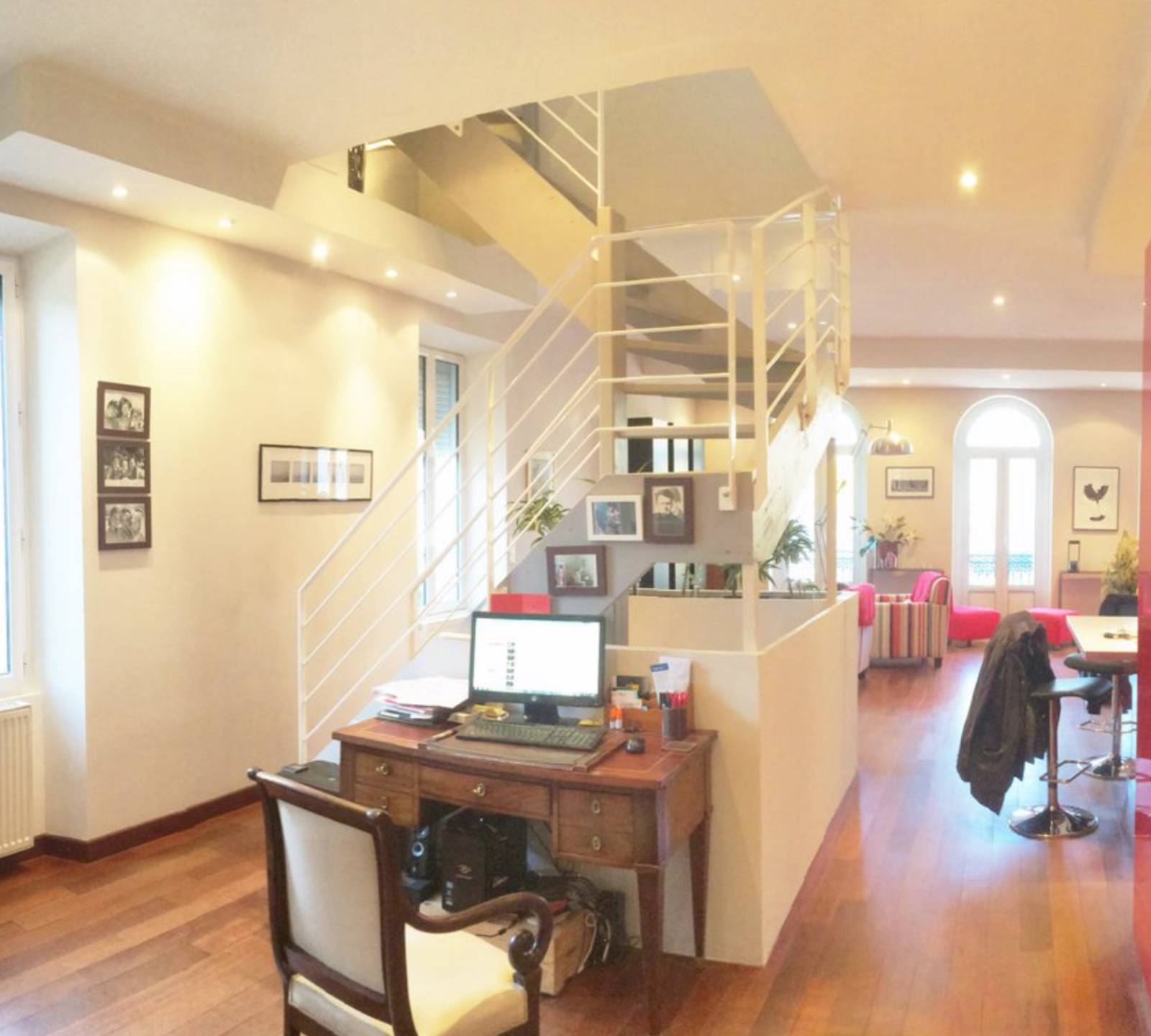 Transformation d’un duplex au-dessus d’un salon de coiffure à Saint Médard en Jalles