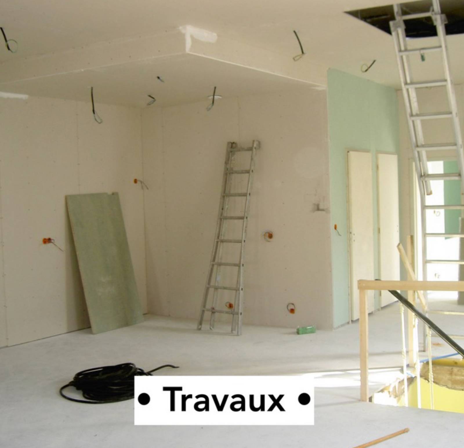Transformation d’un duplex au-dessus d’un salon de coiffure à Saint Médard en Jalles