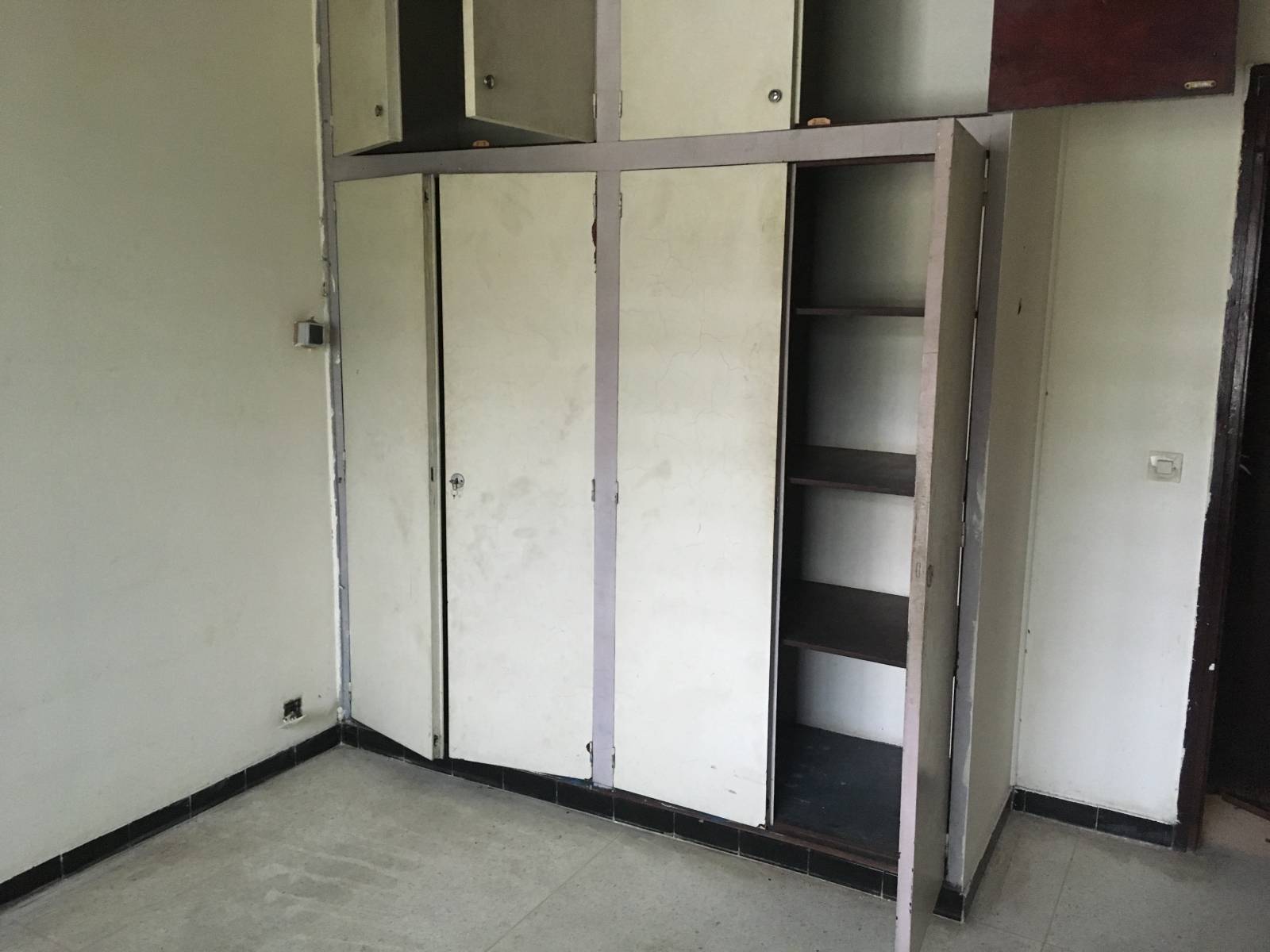 Gros travaux d’aménagement d’une villa sur Abidjan, en Côte d’Ivoire